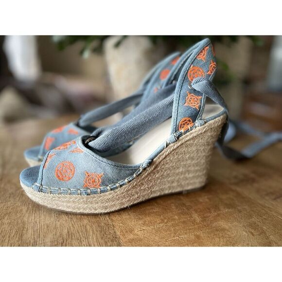 Guess Women's Halona Pumps Denim Blue/Pink Sandals Size 8.5 - Picture 1 of 5